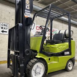 CLARK forklift for sale , 5500 lb 
