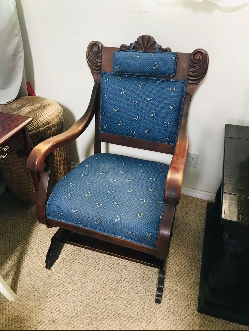 Antique Mahogany Rocking Chair 