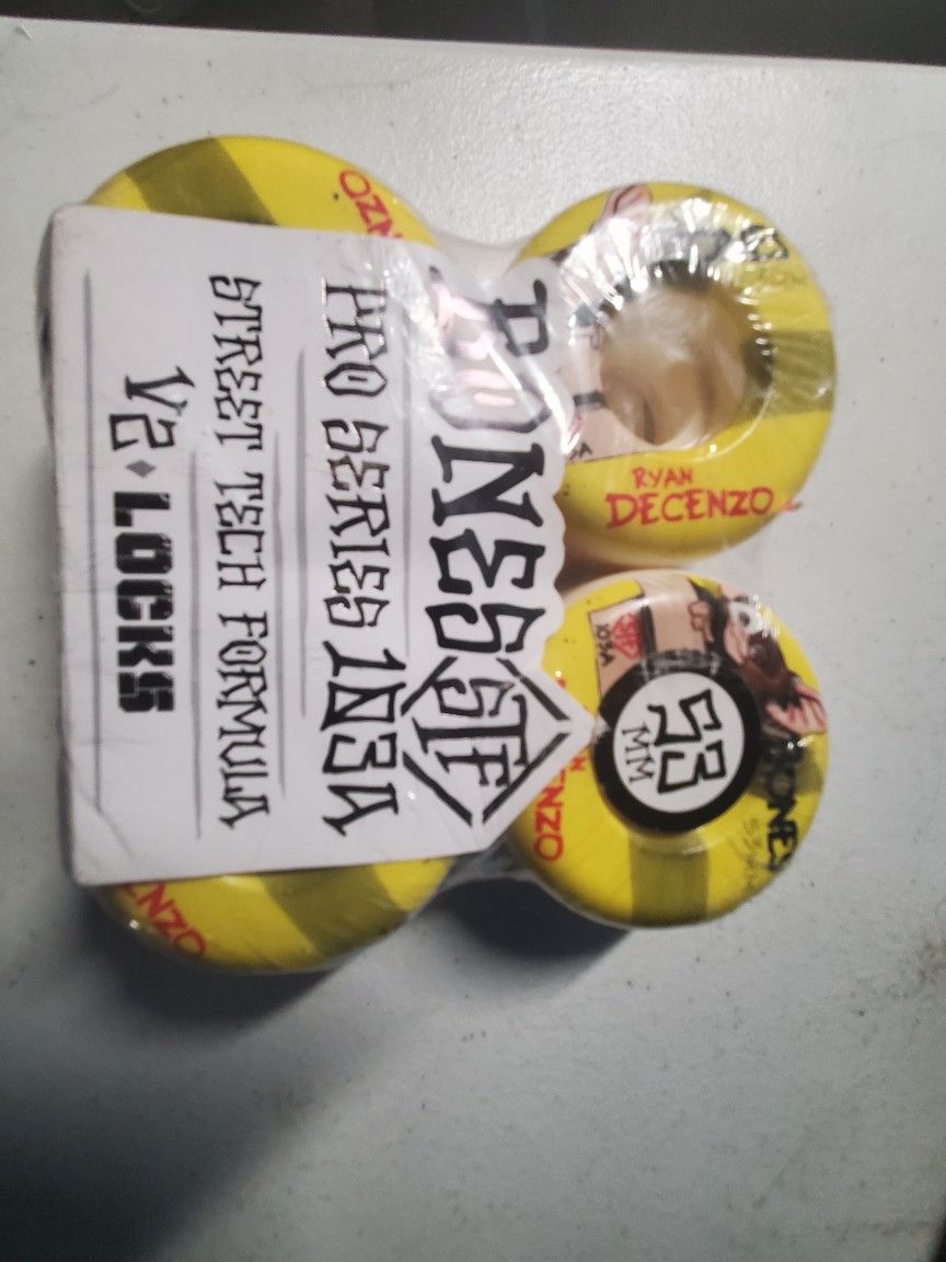 Bones Wheels Size 53 , New