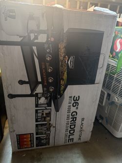 Brand New 36in Blackstone With Hood