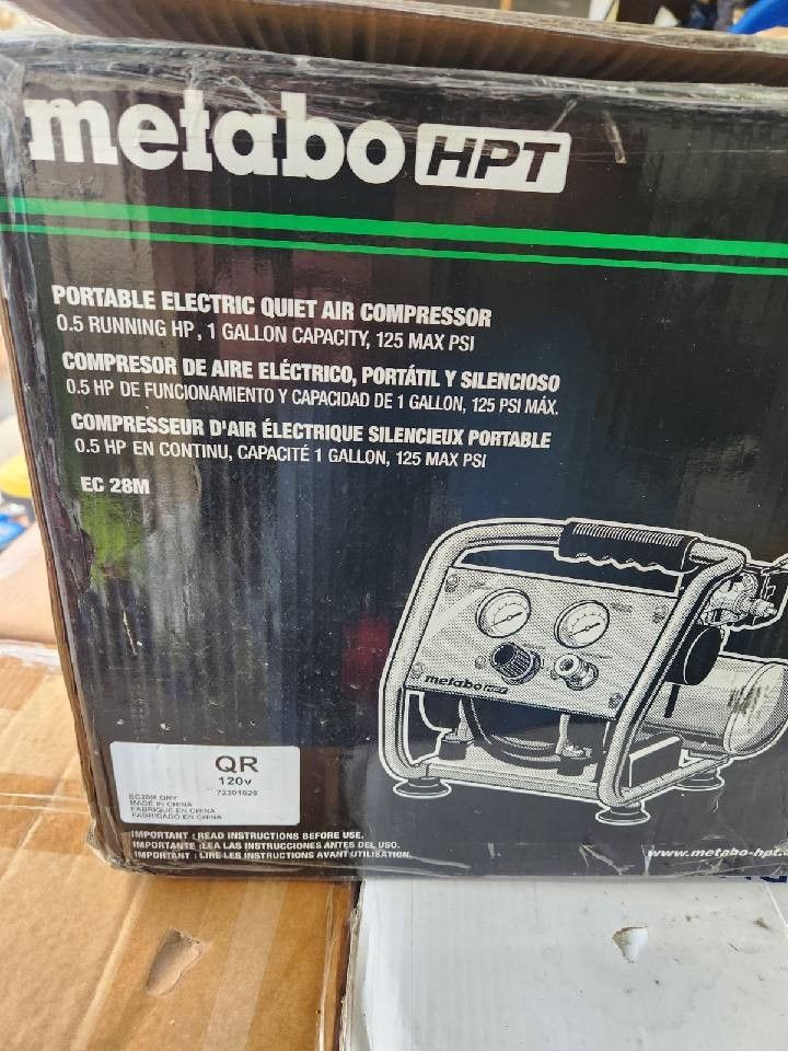 Portable 1 Gallon Oil-Free Quiet Air Compressor | Metabo HPT EC28M