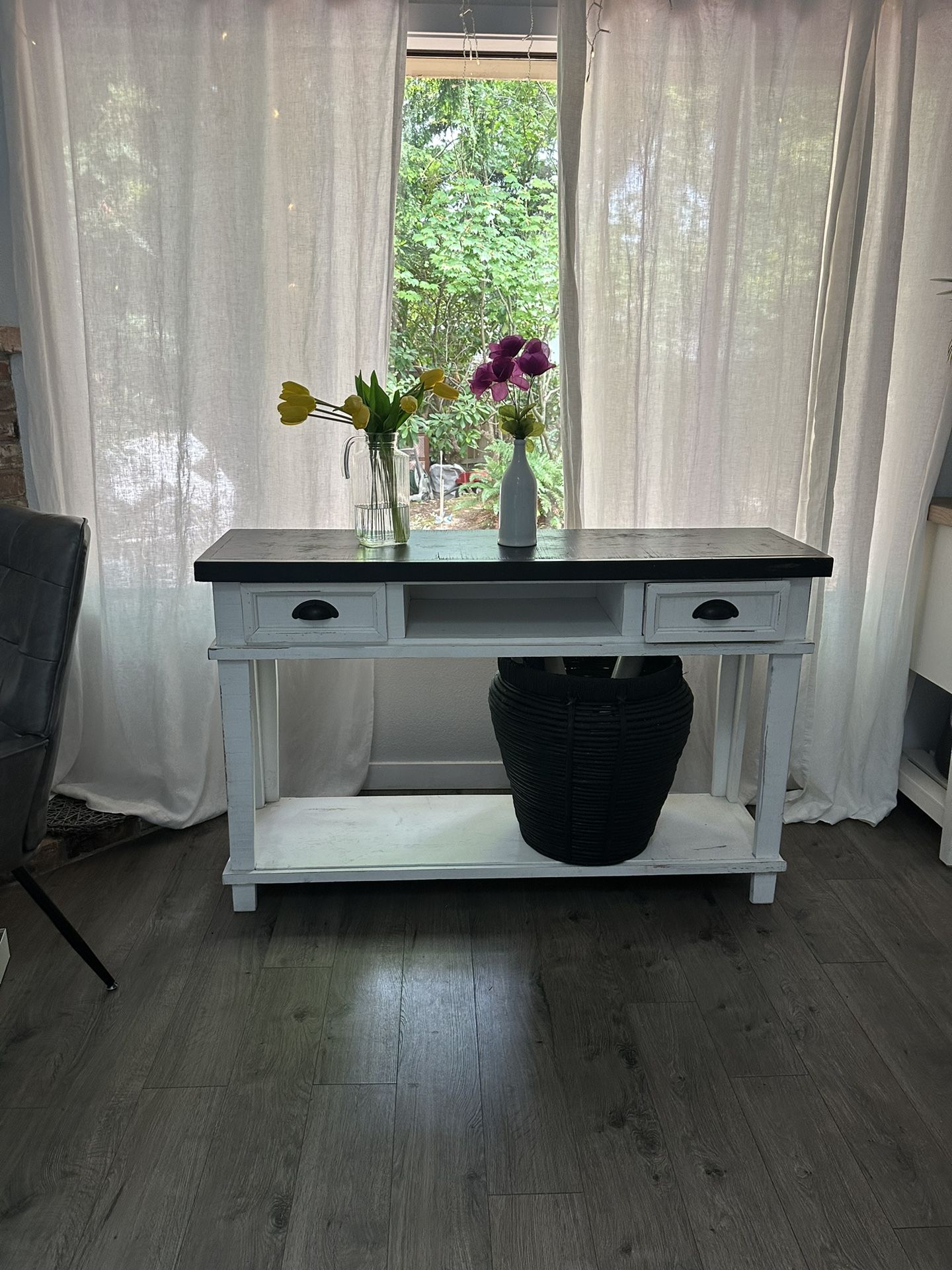 🌸✨BEAUTIFUL RUSTIC SIDE BOARD Entry Way Table Wood Black White