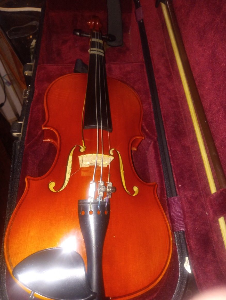 Violin N Bow With Case