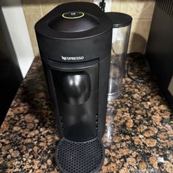 Nespresso Coffee Machine W Pods Glass Storage 