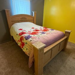 Queen Size Bed Set