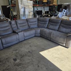 Kelsee Fabric Power Reclining Sectional With Power Headrests