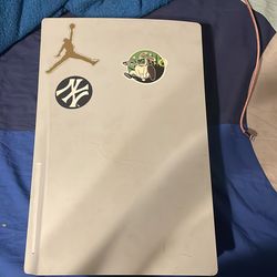 ps5 condition(slightly used) needs:controller