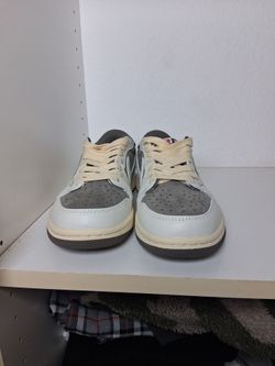 Air Jordan 1 Low Grey White Sneakers