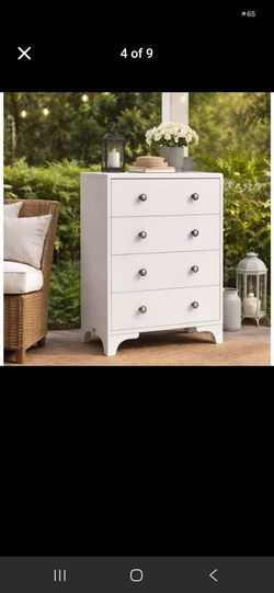 White 4-Drawer Chest Dresser