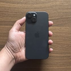 iPhone 15 128Gb Cox
