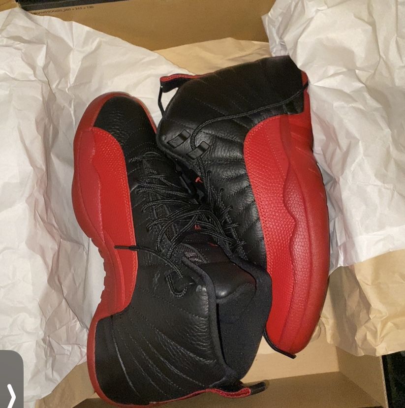 Jordan 12s Size 9