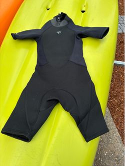 Child wet suit - size 8