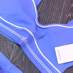 Blue Alo Yoga sportswear leggings #fitness #alo #TRENDINGNOW #ONTREND #TRENDY