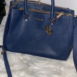 MICHAEL KORS Kellen Satchel Genuine Saffiano Leather Black Medium Gold Hardware