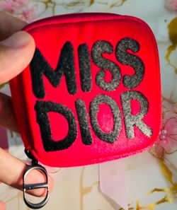 Miss dior makeup cover with 4 free vials