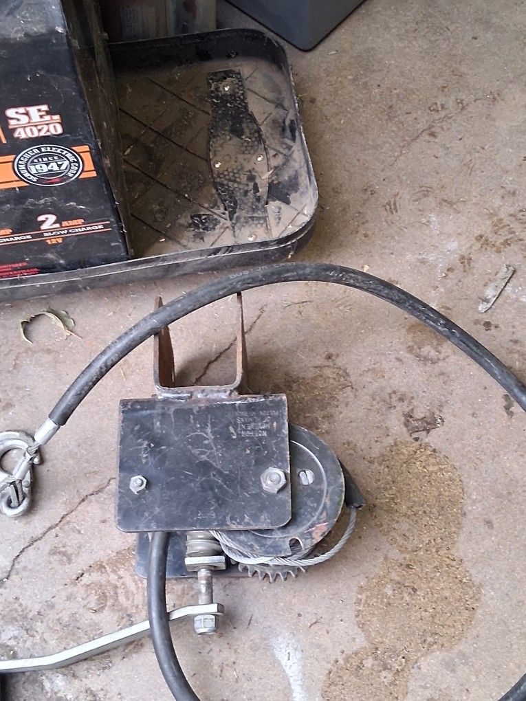 Hand Crank Winch