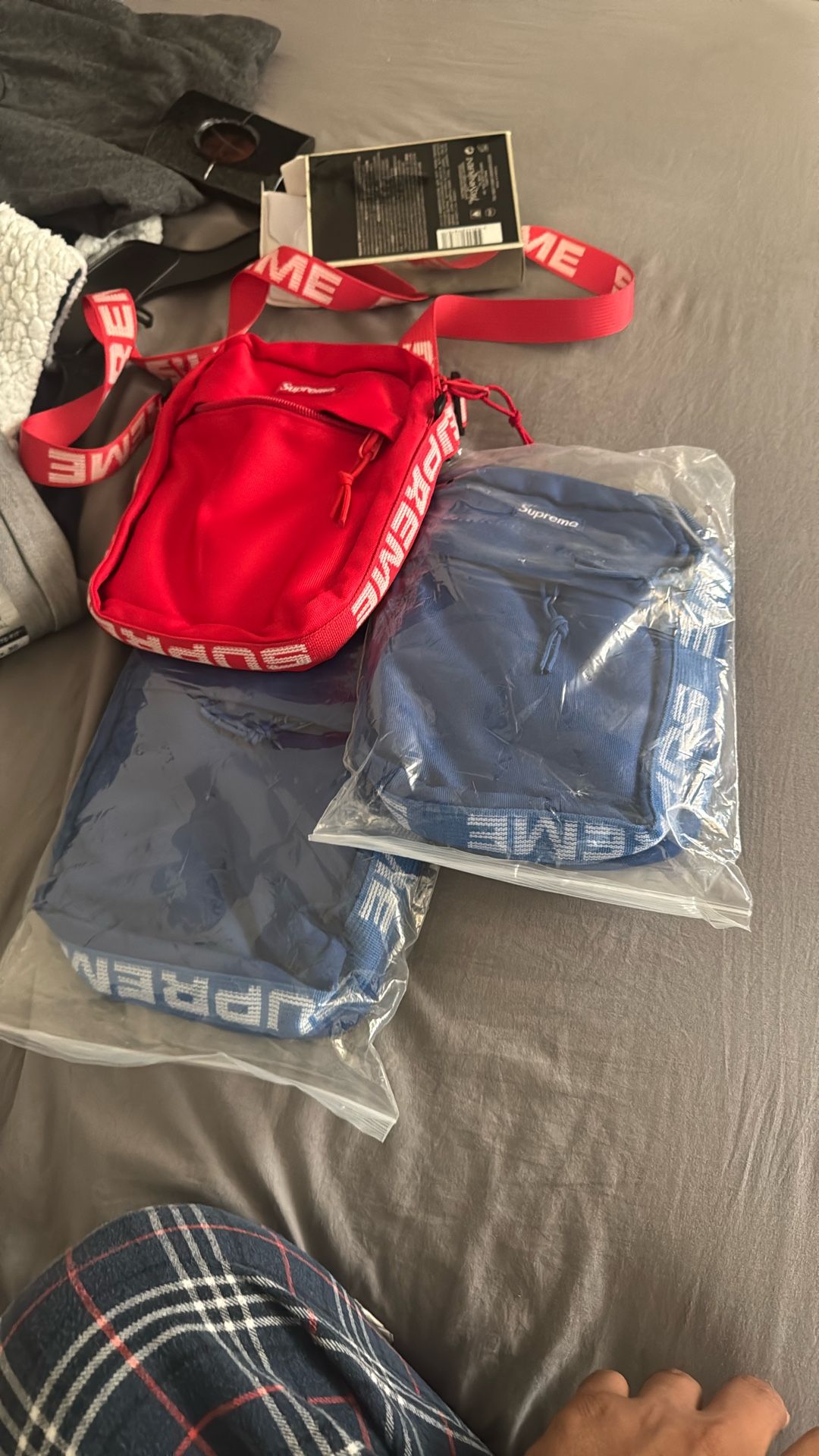 Supreme Crossbags
