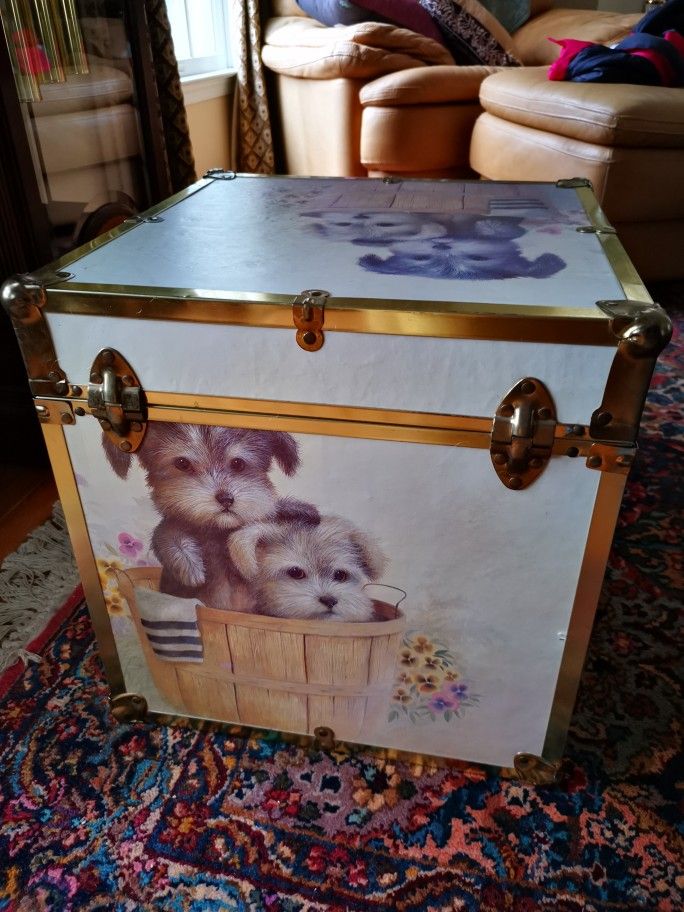 Ruane Manning Vintage 80s Toy Chest Storage Trunk Puppies