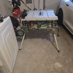 Hitachi 10 Inch Tablesaw With Portable Stand