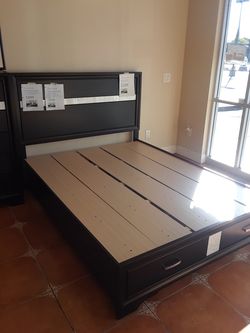Queen platform bed frame box spring not required