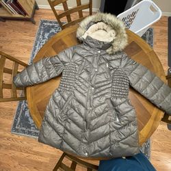 Women’s Plus Size Heavyweight Winter Parka with Detachable Hood - Size 2X
