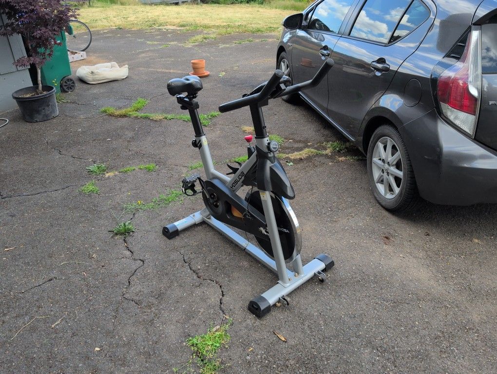 Yosuda Stationary Bike