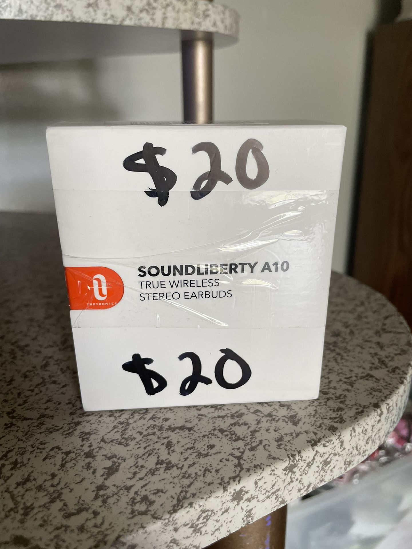 WINTER SALE…BRAND NEW SOUNDLIBERT A10 EARBUDS