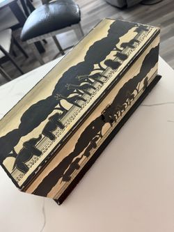 Foreside Wooden Box