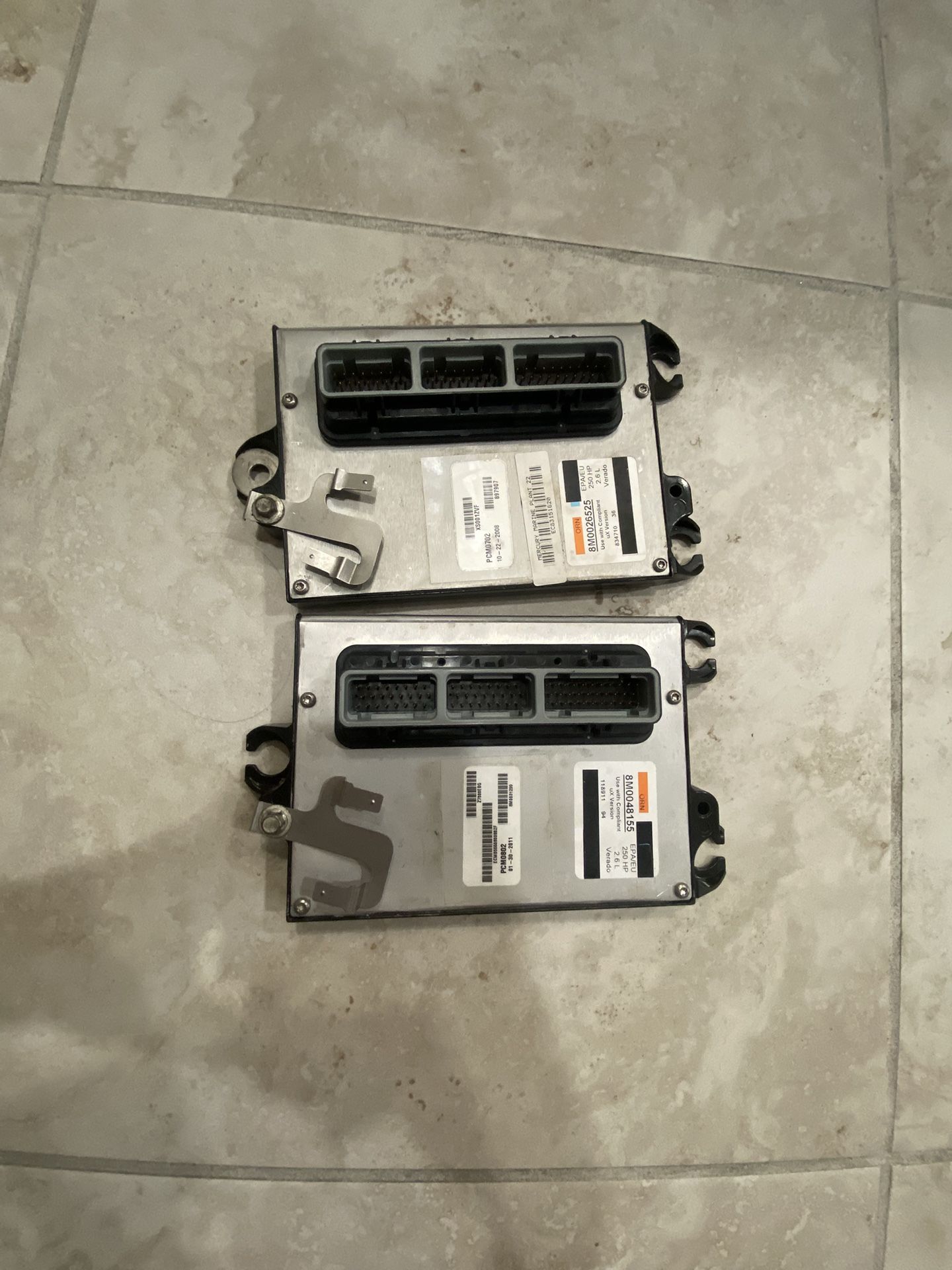 250 Mercury Verado Computers