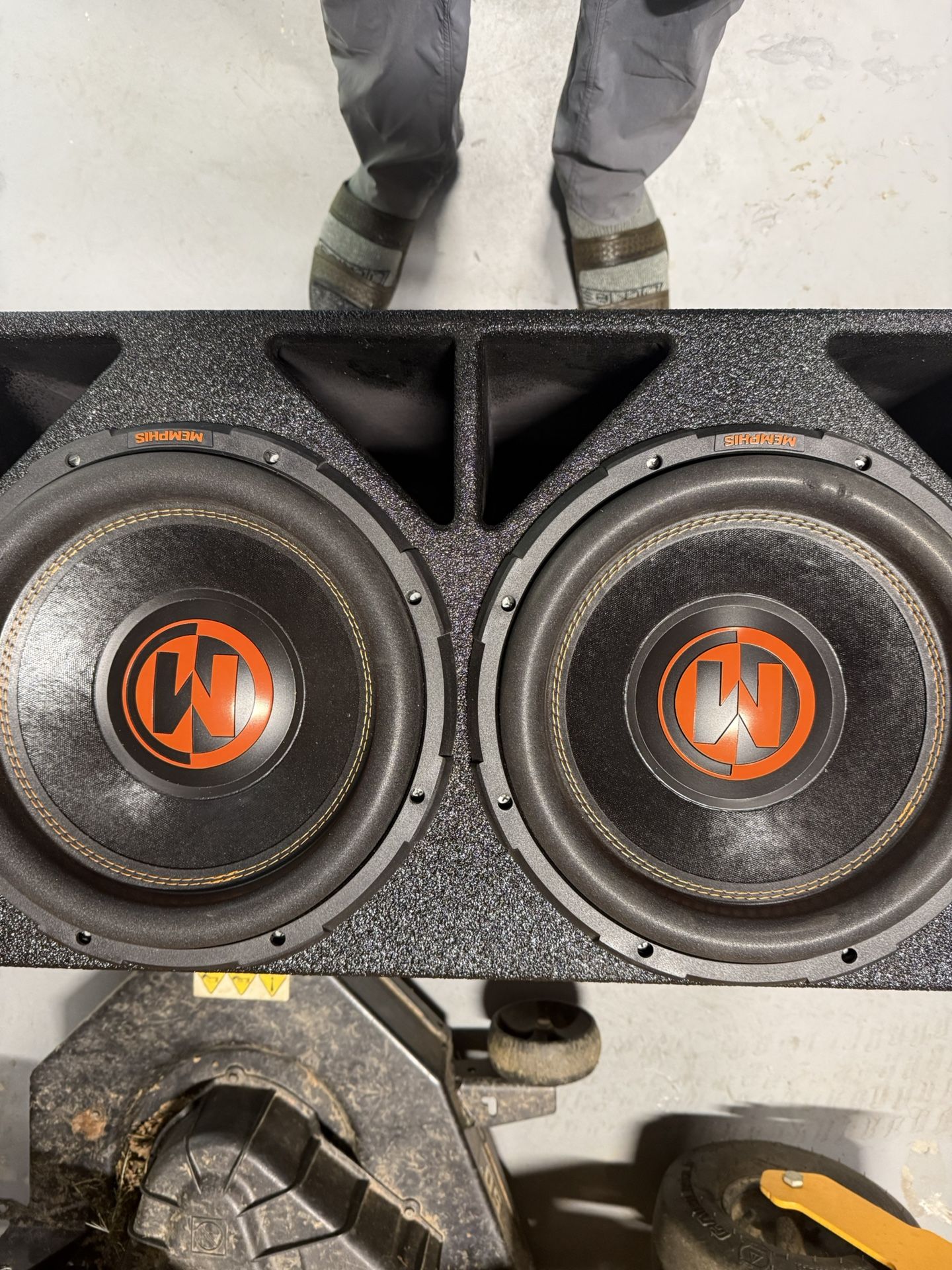 2-12s & Pro Series Amp & Amplifier 