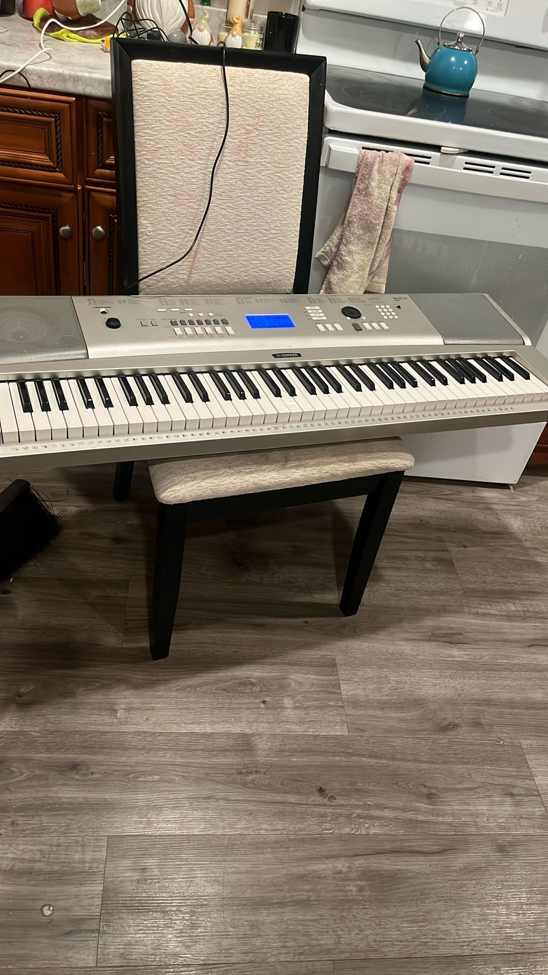 Yamaha Keyboard