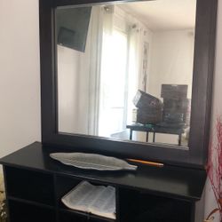 Dining Room Cabinet With Mirror 