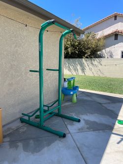 Stamina Pull Up Bar Tower