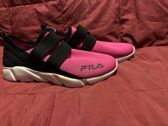 Brand New Fila - Size 6