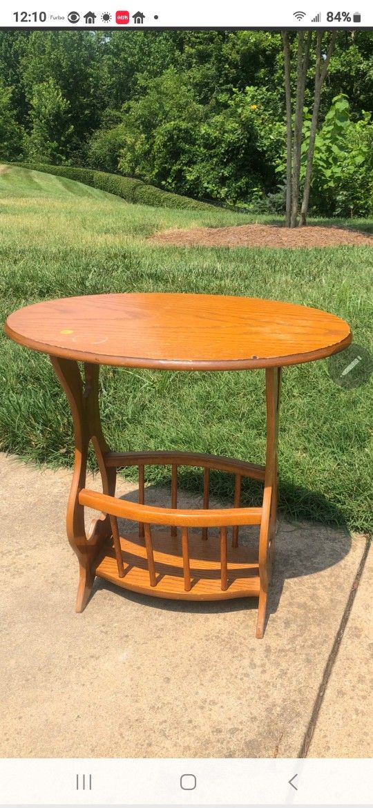 Mid Century Oval Magazine Rack End Table / Side Table
