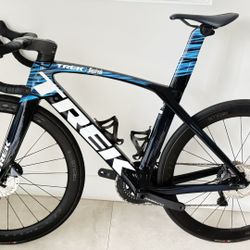 Trek Madone Gen 6 - SLR 7 - Di2 Ultegra - 54