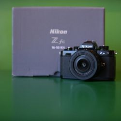 Nikon ZFC mirrorless camera zoom lens kit 50mm 35mm z mount fc