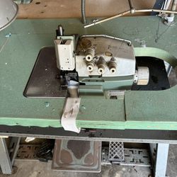 Overlock Sewing Machine