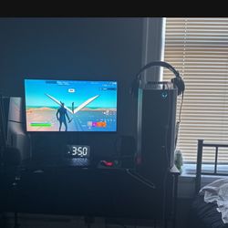 Gaming Pc With Everything You See!