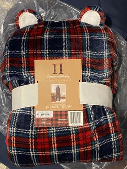 NEW Plush Hooded Throw 50x60 RED Plaid $20