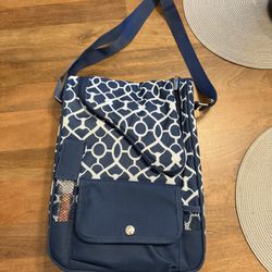 Cooler Tote Bag w/ wine and charcuterie Accessories 