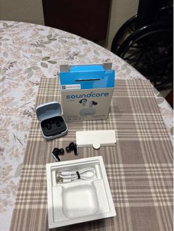 Smart watch / earbuds