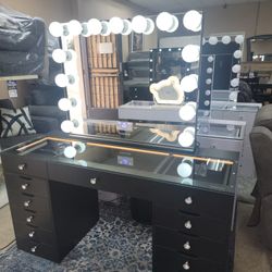 New Vanity Desk With Lights And Bluetooth Sample Floor Only $1,059