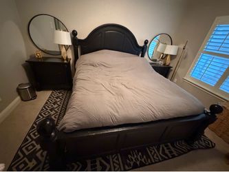 Cal King Bedroom Set