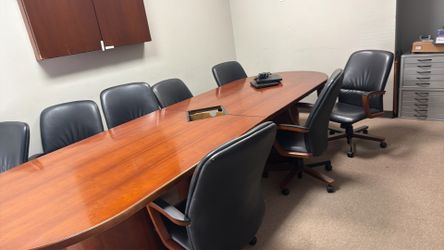 Conference Table / Chairs