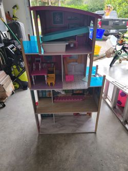 Giant Dollhouse