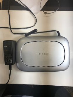 NETGEAR 108Mbps Wireless Firewall Router WGT624 v2