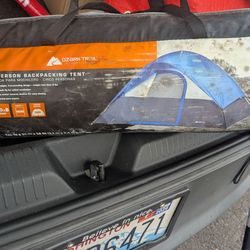 5-person backpacking tent