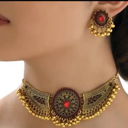 Necklace Set