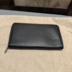 Louis Vuitton Zippy Organizer Wallet “Epi Leather